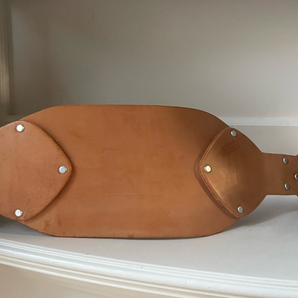 Weightlifting Belt Small 24 - 28 Heavy Duty Like New Altus Leather Athletic